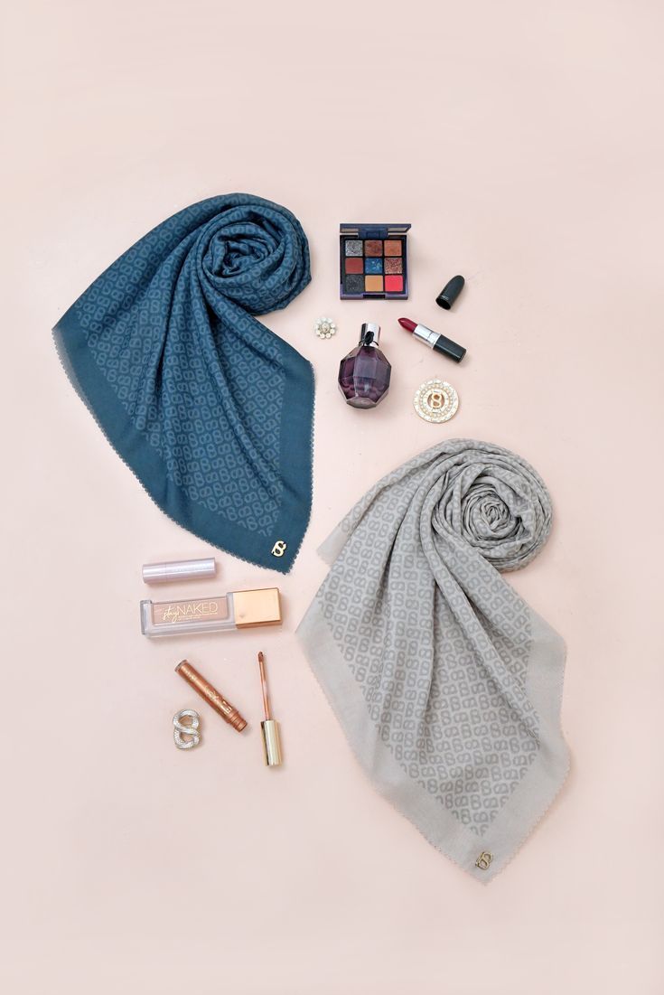 fd2a9b574a525c703ab39e514cf2d751 Monogram Series - Voal Segiempat Eksklusif